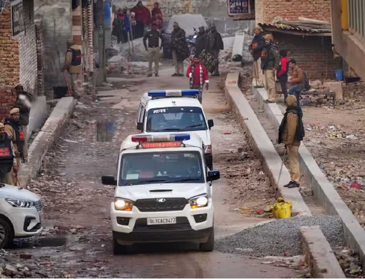 अंजलि मौत मामला: घटनास्थल का दौरा करेगी गुजरात फॉरेंसिक टीम अंजलि मौत मामला: घटनास्थल का दौरा करेगी गुजरात फॉरेंसिक टीम