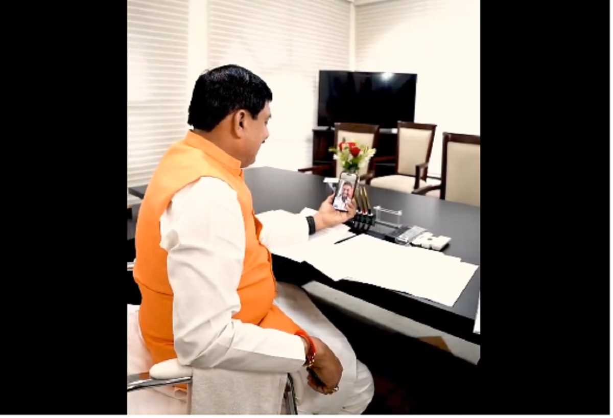 सीएम मोहन यादव ने हॉकी खिलाड़ी विवेक सागर को 1 करोड़ के इनाम का किया ऐलान