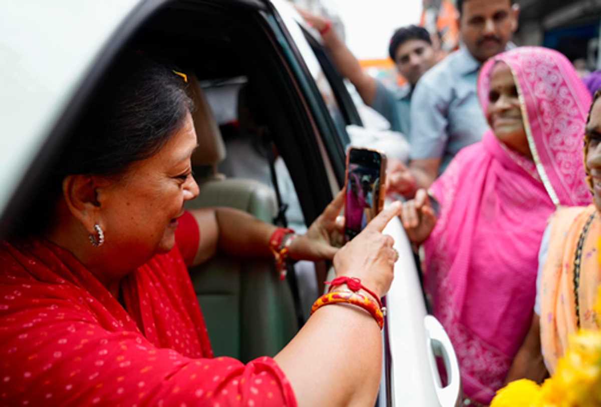 परिवर्तन यात्रा में आलाकमान से मिली तवज्जो, उत्साहित वसुंधरा ने खोला गहलोत के खिलाफ सीधा मोर्चा