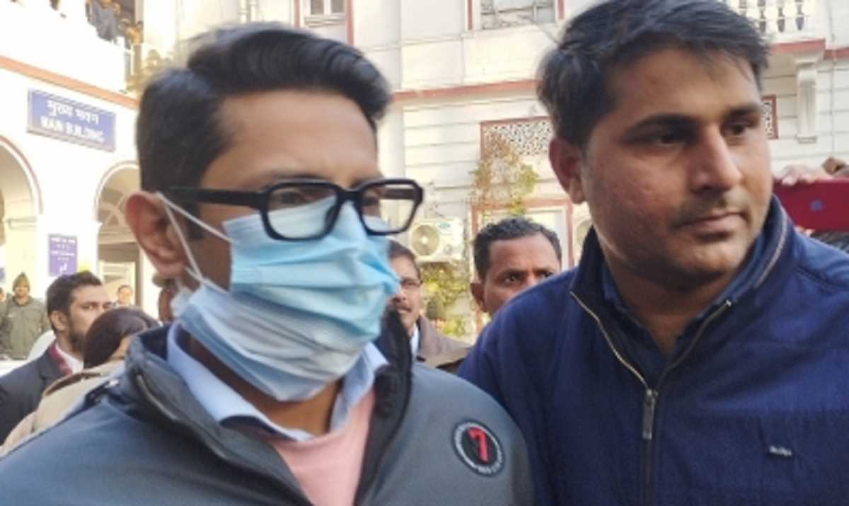 एयर इंडिया की फ्लाइट में पेशाब का मामला: दिल्ली की अदालत ने आरोपी की जमानत याचिका पर फैसला रखा सुरक्षित