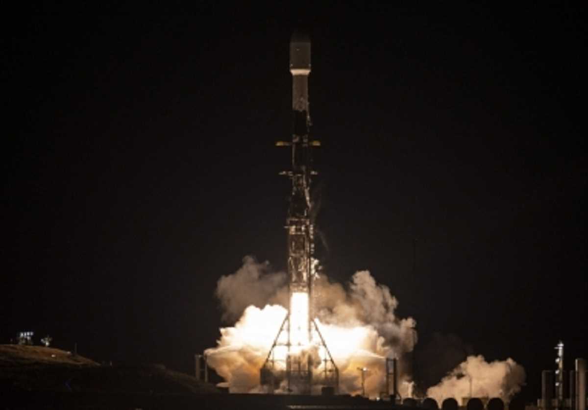 नासा ने पृथ्वी के पानी का परीक्षण करने के लिए उपग्रह किया लॉन्च