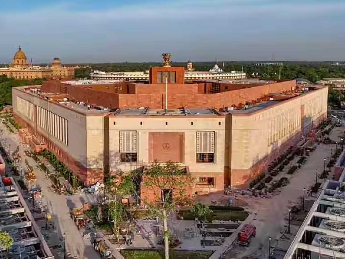 संसद का शीतकालीन सत्र 4 दिसंबर से 22 दिसंबर तक चलेगा