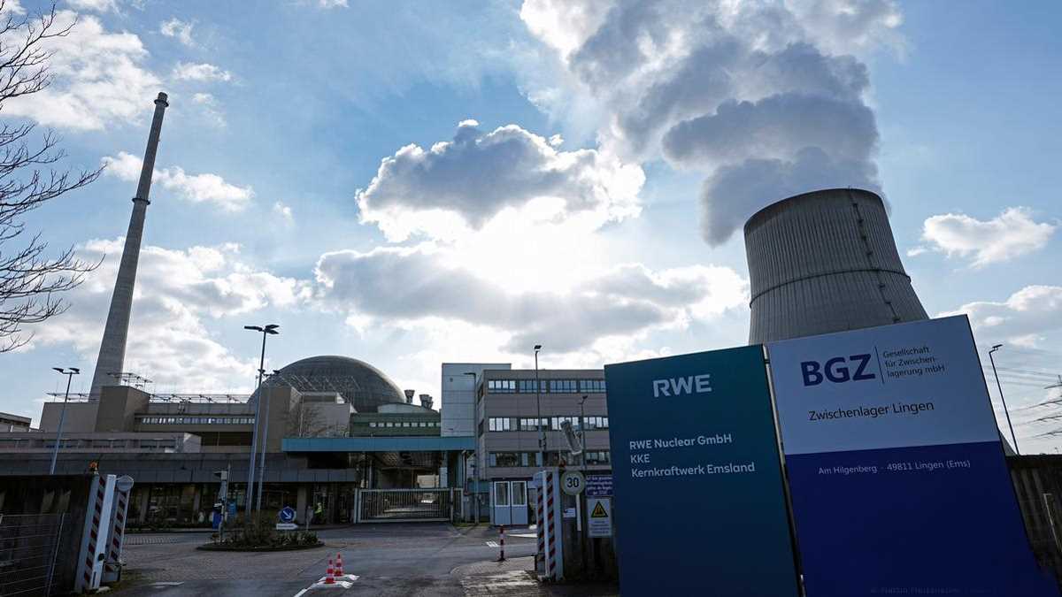 एटमी ऊर्जा से पीछा क्यों नहीं छुड़ा पाता जर्मनी? एटमी ऊर्जा से पीछा क्यों नहीं छुड़ा पाता जर्मनी?