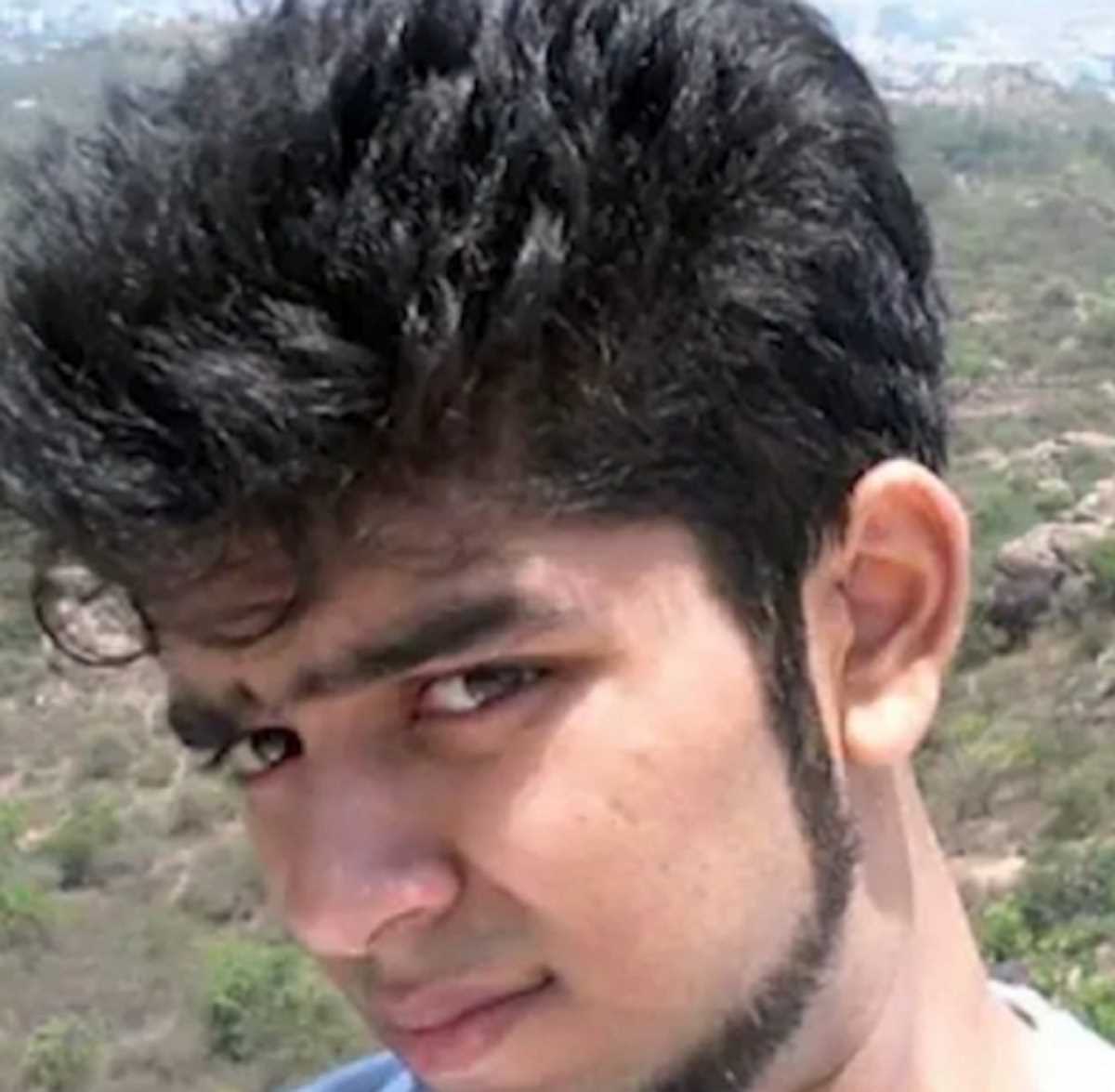 आफताब अमीन पूनावाला ने अदालत से कहा- जमानत याचिका गलती से दायर की गई थी