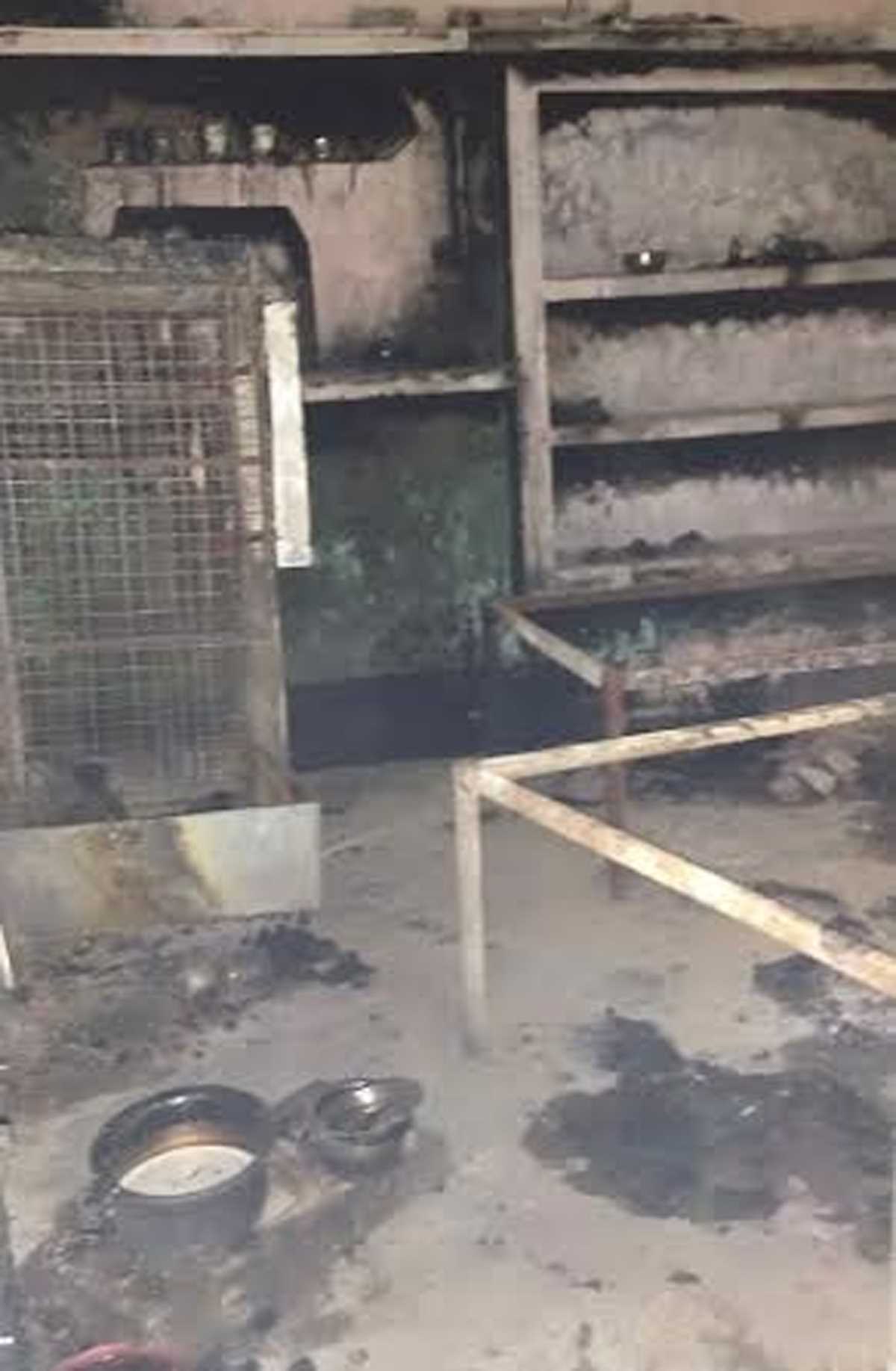 रबूपुरा में सिलेंडर लीकेज से लगी आग, चार झुलसे