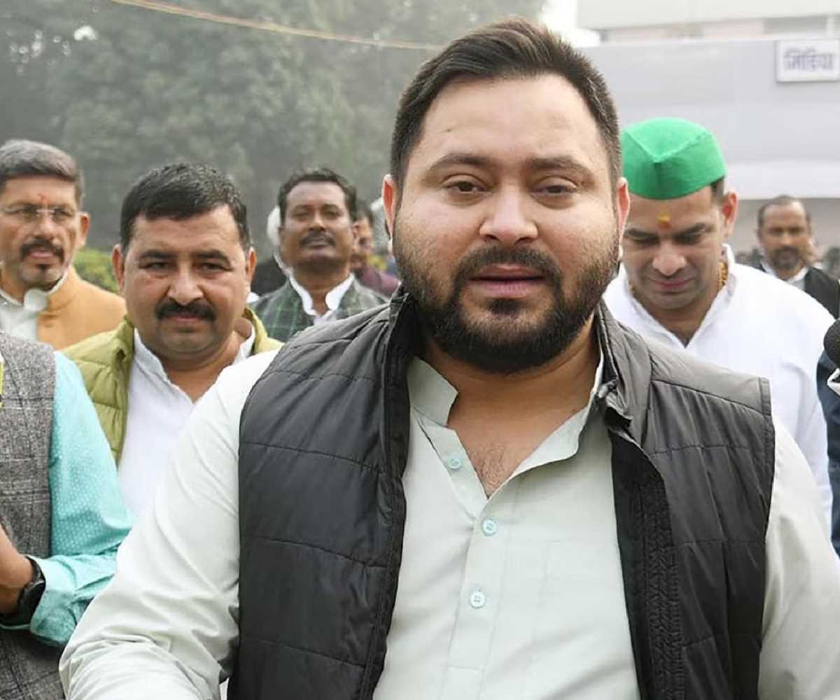 नीतीश कुमार होश में नहीं वो निर्णय लेने लायक भी नहीं : तेजस्वी यादव