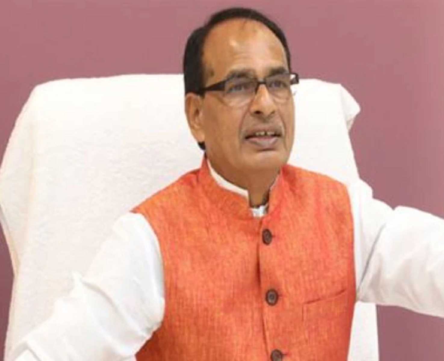 मुख्यमंत्री श्री चौहान ने दी नवनियुक्त राज्यपाल और उप राज्यपालाें को बधाई मुख्यमंत्री श्री चौहान ने दी नवनियुक्त राज्यपाल और उप राज्यपालाें को बधाई