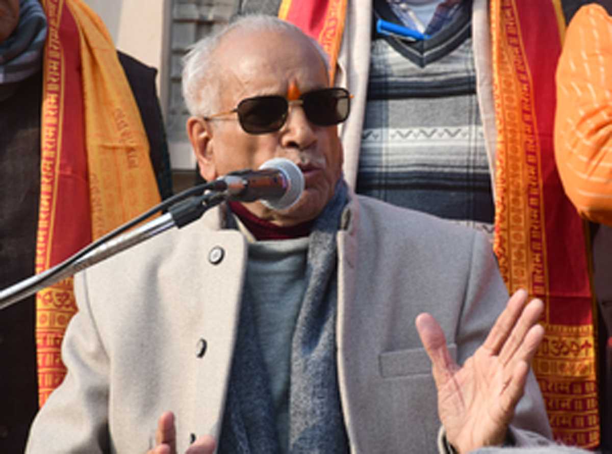 मूर्तिकार अरुण योगीराज की बनाई गई प्रतिमा गर्भगृह में होगी स्थापित : चंपत राय मूर्तिकार अरुण योगीराज की बनाई गई प्रतिमा गर्भगृह में होगी स्थापित : चंपत राय