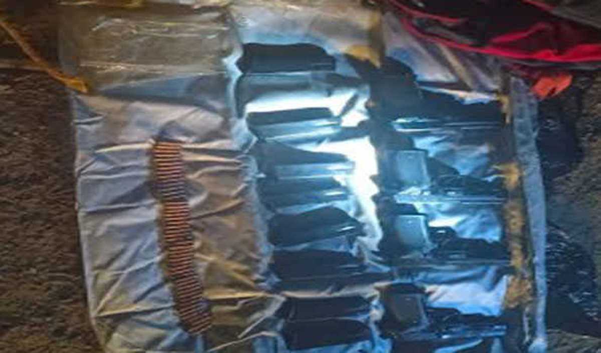 जम्मू पुलिस ने ड्रोन से गिराए गए हथियार बरामद किए, दो गिरफ्तार