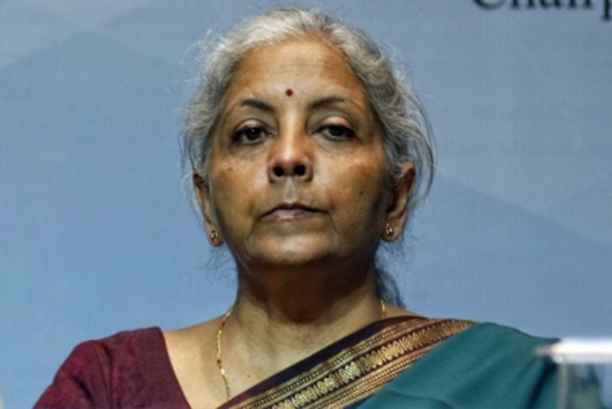 केसीआर ने तांत्रिकों की सलाह पर टीआरएस का नाम बदलकर बीआरएस कर दिया : सीतारमण केसीआर ने तांत्रिकों की सलाह पर टीआरएस का नाम बदलकर बीआरएस कर दिया : सीतारमण