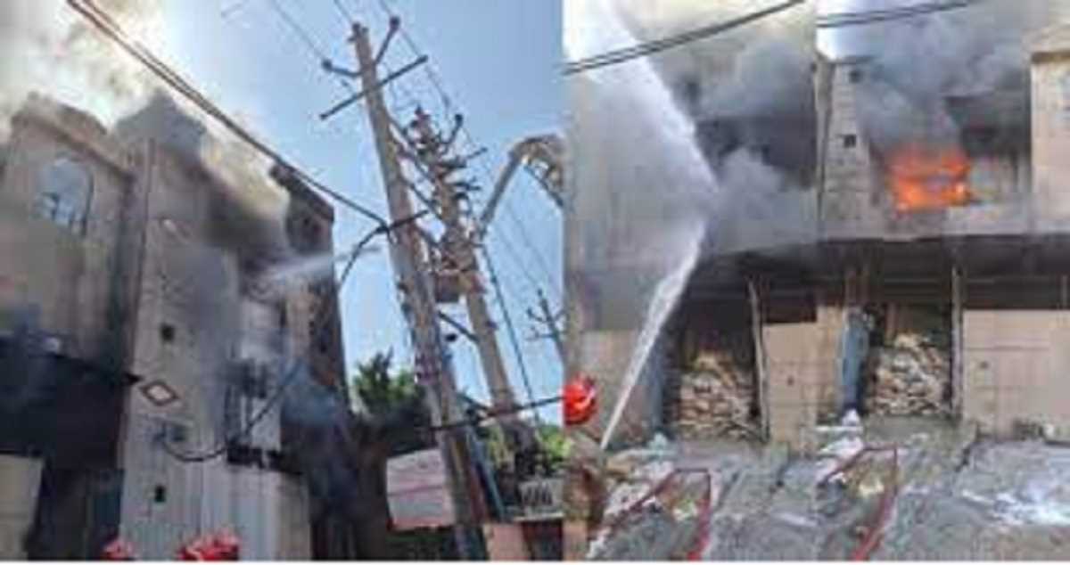 दिल्ली की फैक्ट्री में लगी भीषण आग, कोई हताहत नहीं