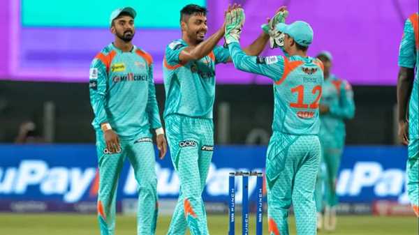 आईपीएल : कोलकाता नाइट राइडर्स का बुरा हाल, 101 पर आउट हुई पूरी टीम, 75 रनों से जीता लखनऊ