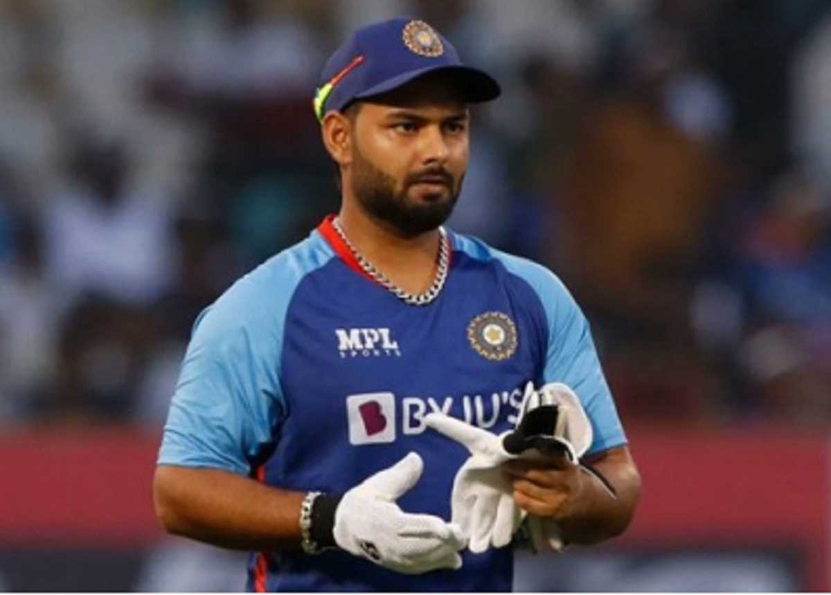 टीम इंडिया ने ऋषभ पंत के शीघ्र स्वस्थ होने की कामना की टीम इंडिया ने ऋषभ पंत के शीघ्र स्वस्थ होने की कामना की