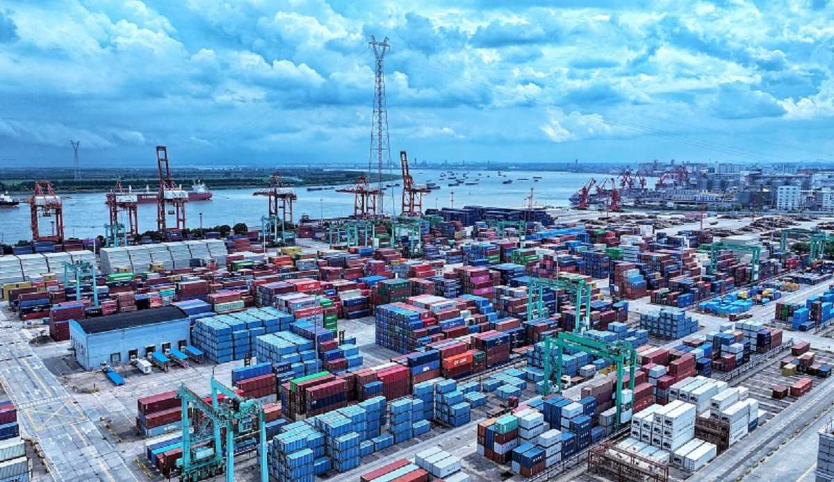 चीन में माल व्यापार के आयात-निर्यात में इजाफा