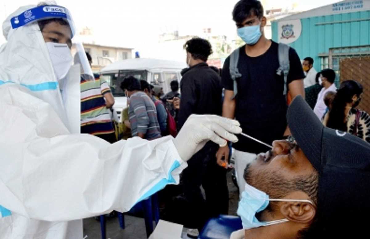 कोरोना के मोर्चे पर राहत, 24 घंटे में आए 5747 नए केस, 29 की मौत