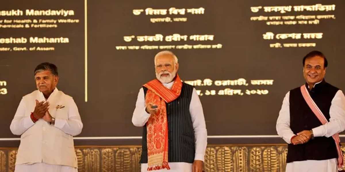 मोदी ने असम में किया एम्स का उद्घाटन, पहले की सरकारों पर साधा निशाना