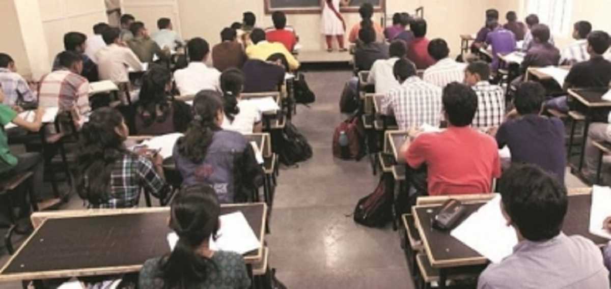 सरकार ने कोटा कोचिंग क्लास संचालकों से तनाव मुक्त वातावरण सुनिश्चित करने को कहा