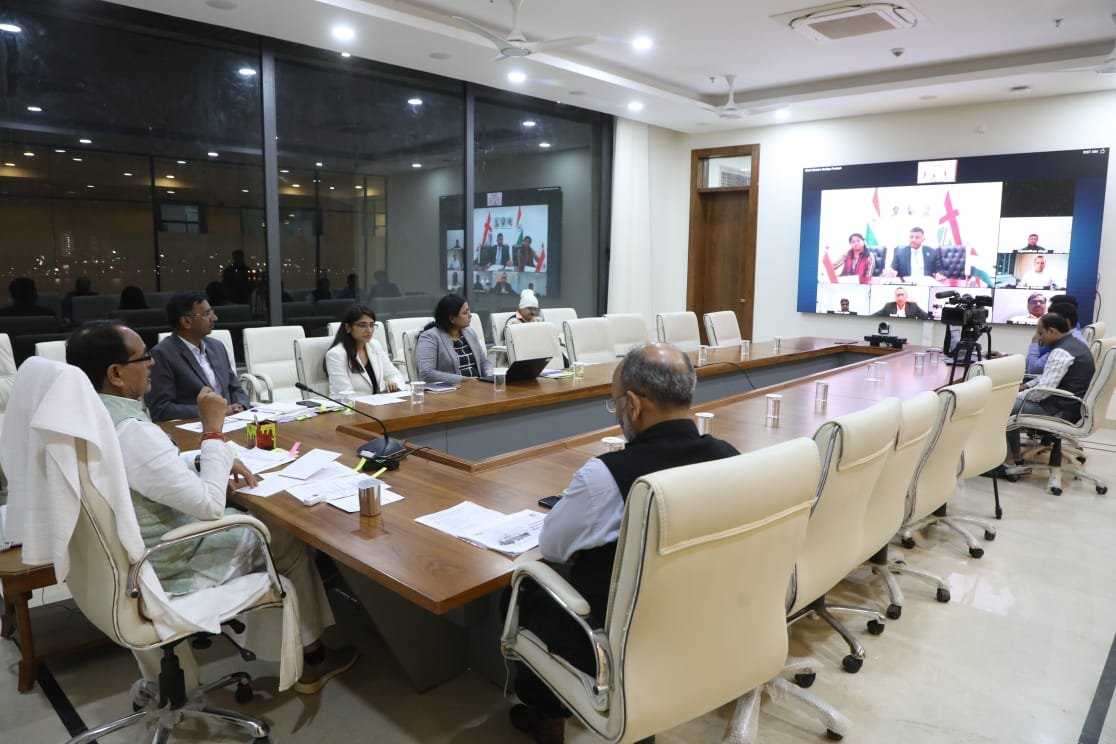 ग्लोबल इन्वेस्टर समिट में आने लगा निवेश,ऑटोमोबाइल सेक्टर में होगा बड़ा निवेश ग्लोबल इन्वेस्टर समिट में आने लगा निवेश,ऑटोमोबाइल सेक्टर में होगा बड़ा निवेश