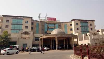 संजय गांधी पोस्टग्रेजुएट इंस्टीट्यूट ऑफ मेडिकल साइंसेज में इलाज व जांच का खर्च बढ़ा