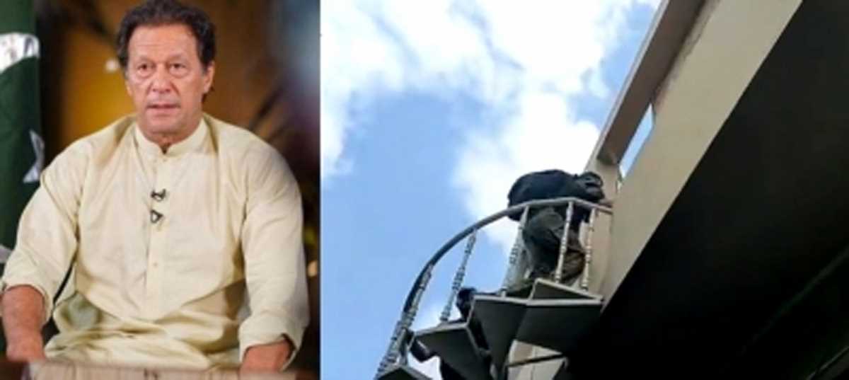 लाहौर में इमरान खान के घर में घुसी पुलिस