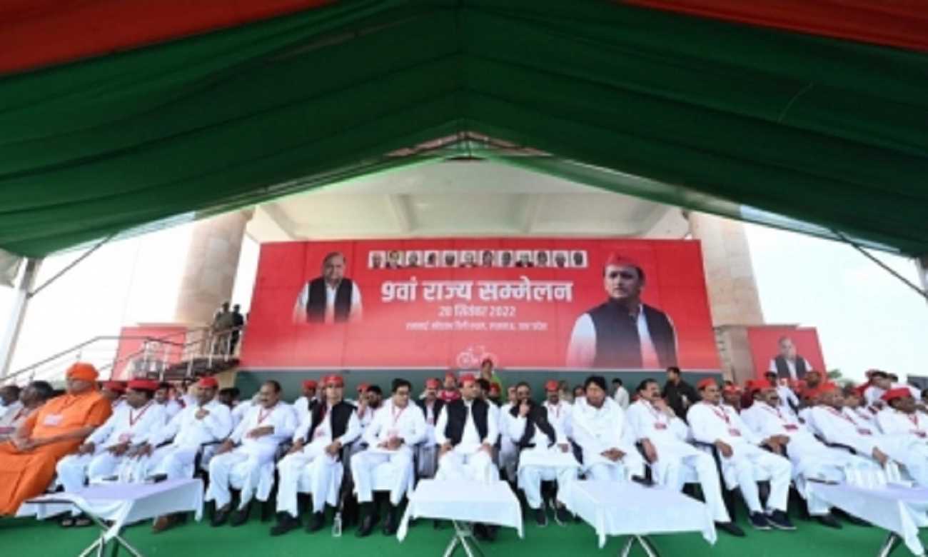 नरेश उत्तम पटेल फिर बने सपा के प्रदेश अध्यक्ष, अखिलेश ने महाधिवेशन की शुरुआत में किया बड़ा ऐलान