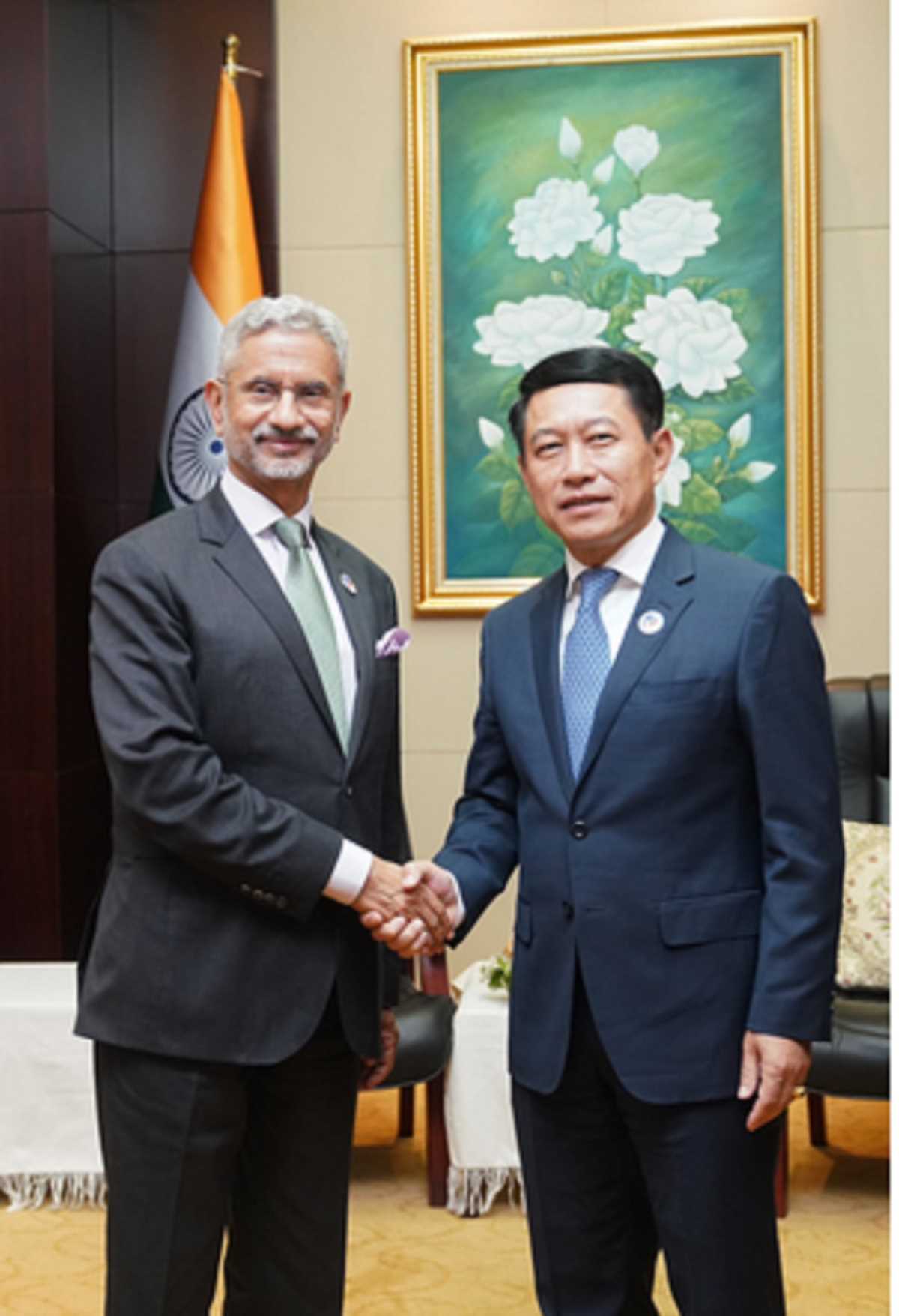 लाओ पीडीआर के डिप्टी पीएम से मिले जयशंकर, सहयोग बढ़ाने पर हुई चर्चा