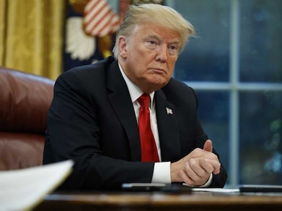 एक और हिंदी स्लोगन के साथ लौटे ट्रंप- भारत, अमेरिका सबसे अच्छे दोस्त एक और हिंदी स्लोगन के साथ लौटे ट्रंप- भारत, अमेरिका सबसे अच्छे दोस्त