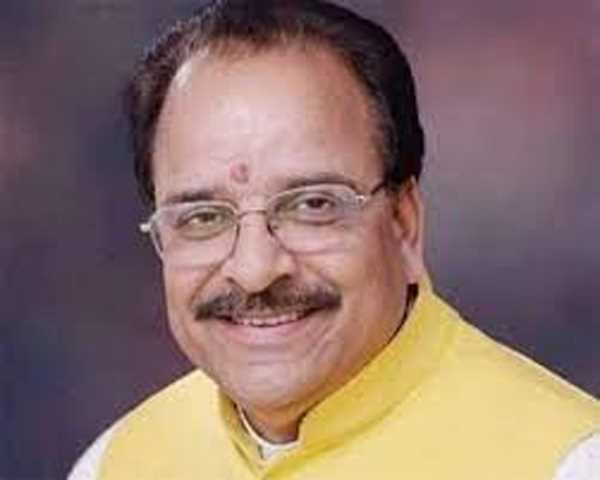 राजनाथ के बाद रक्षा राज्यमंत्री अजय भट्ट भी हुए कोविड पॉजिटिव