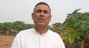 सेना से रिटायर पर जज्बा बरकरार, पपीते की खेती कर कमा रहे लाखों रुपये सेना से रिटायर पर जज्बा बरकरार, पपीते की खेती कर कमा रहे लाखों रुपये