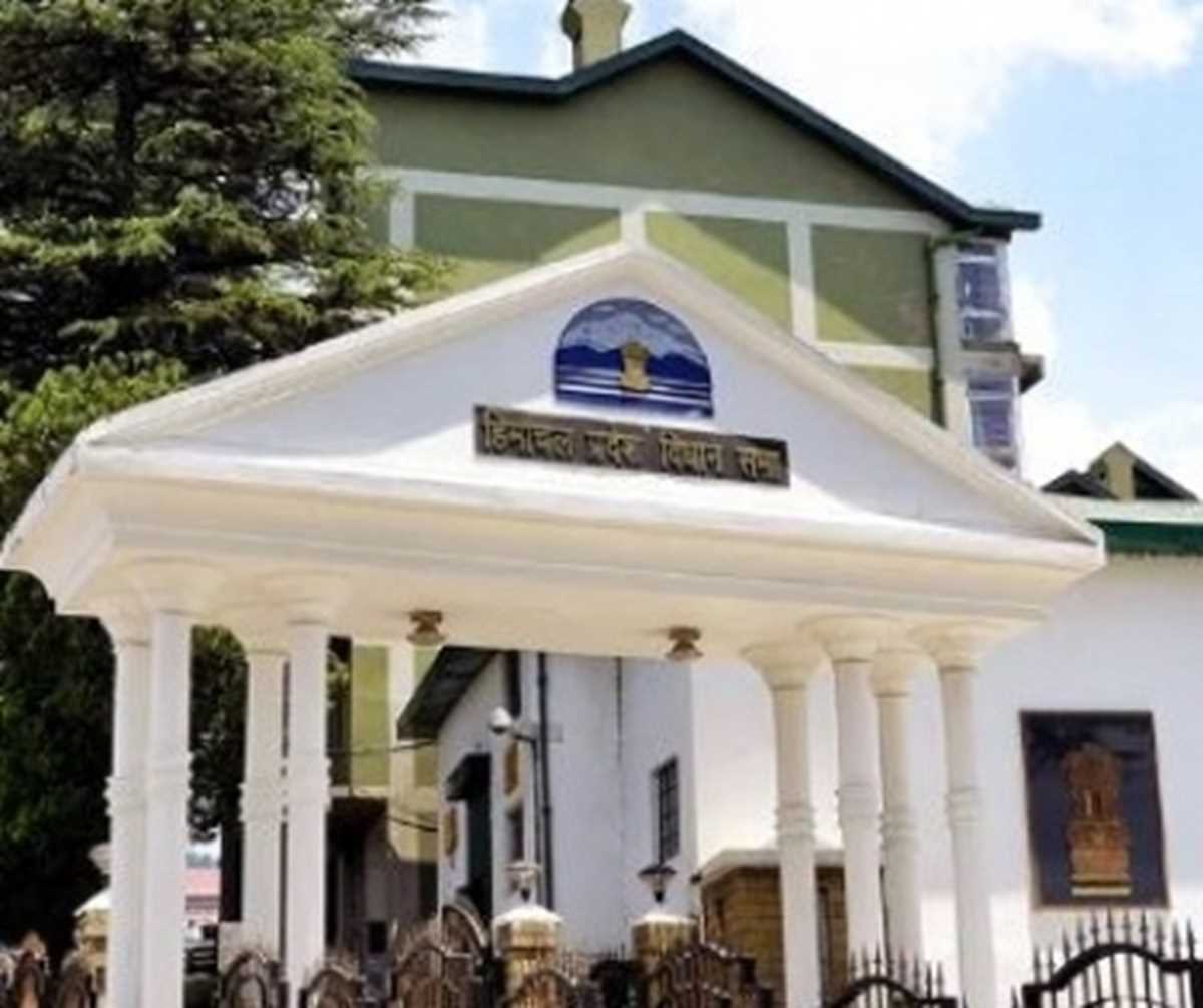 हिमाचल प्रदेश में तेज हुआ सियासी घमासान, विधानसभा स्पीकर ने 15 बीजेपी विधायकों को किया निलंबित हिमाचल प्रदेश में तेज हुआ सियासी घमासान, विधानसभा स्पीकर ने 15 बीजेपी विधायकों को किया निलंबित