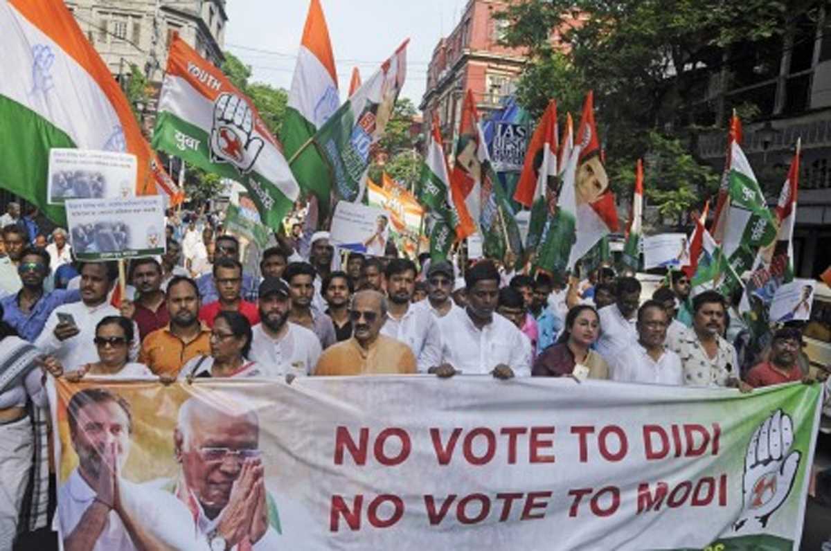 कांग्रेस के बंगाल पुनरुद्धार की उम्मीदें वाम मोर्चे के साथ साझेदारी पर टिकी