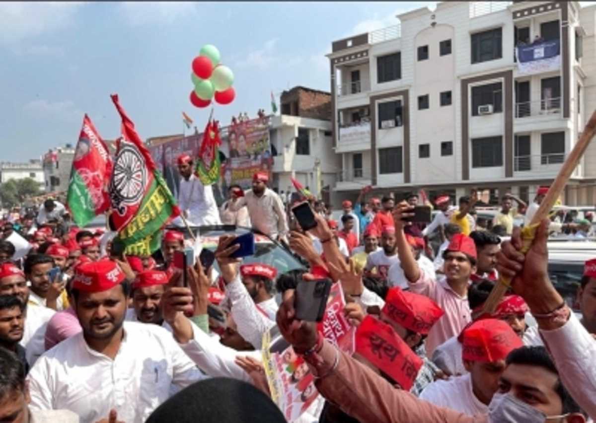 मतदाताओं के नाम मिटाए जाने का सबूत आज चुनाव आयोग को सौंपेगी सपा