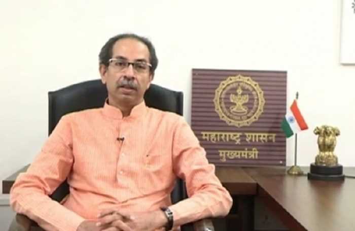 बागियों को ठाकरे की दो टूक- चुनाव जीतने के लिए अपने पिता के नाम का इस्तेमाल करें, मेरे पिता का नहीं