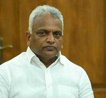 पुड्डुचेरी के स्वास्थ्य मंत्री मल्लाडि कृष्ण राव ने दिया इस्तीफा