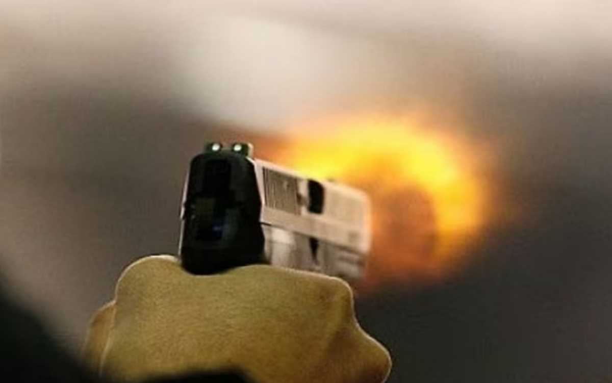 झारखंड के चतरा में राजस्थान निवासी सीआरपीएफ जवान ने खुद को गोली मारकर की आत्महत्या