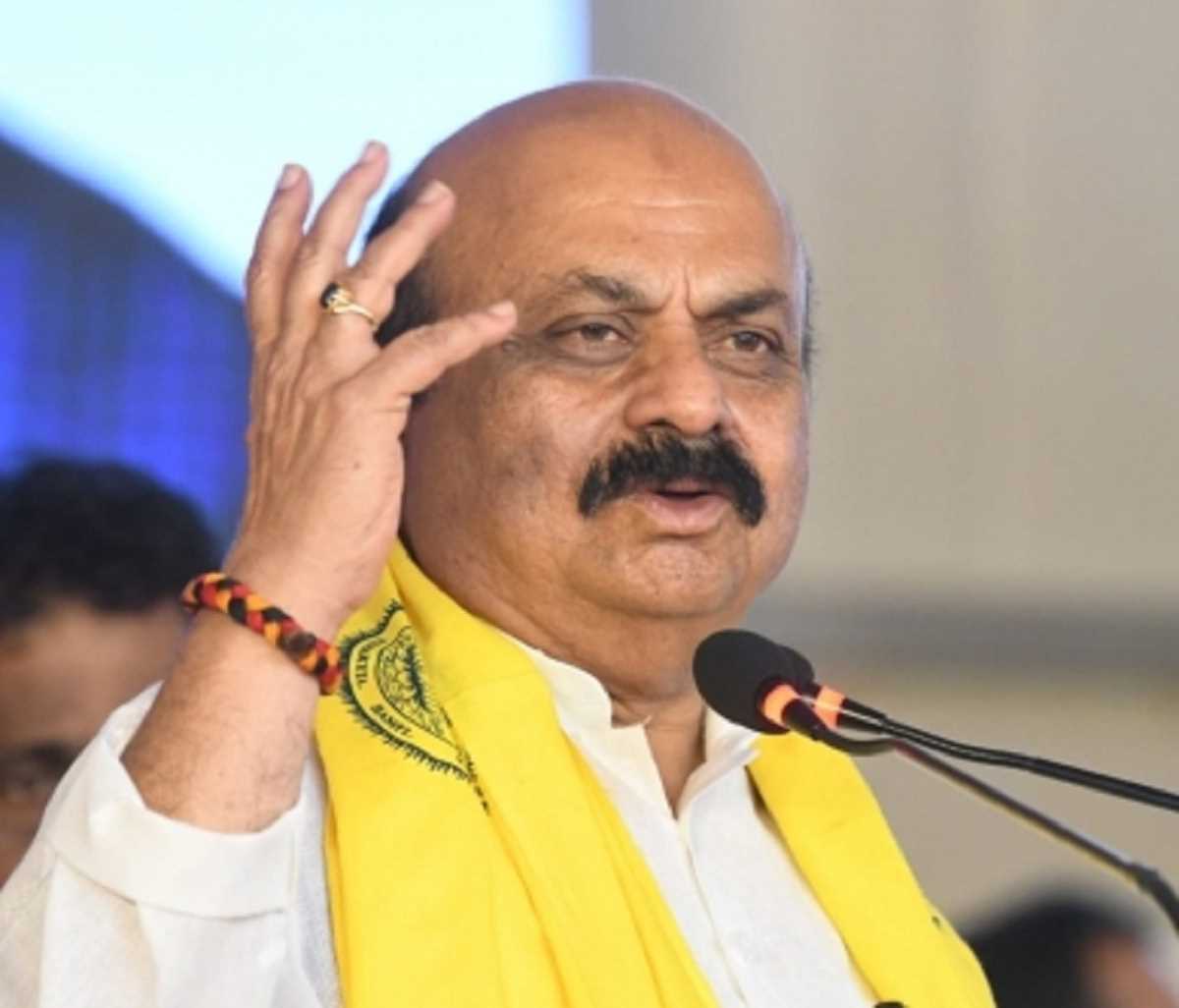 कर्नाटक सीएम बोम्मई कोरोना वायरस से संक्रमित, रद्द की दिल्ली यात्रा