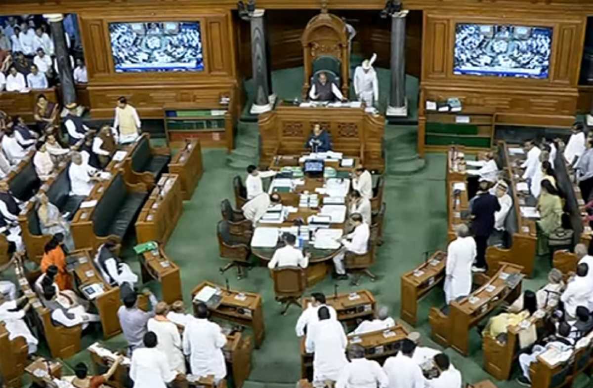 संसद में गतिरोध पर सर्वदलीय बैठक रही बेनतीजा, बसपा और ओवैसी ने लिया अलग स्टैंड