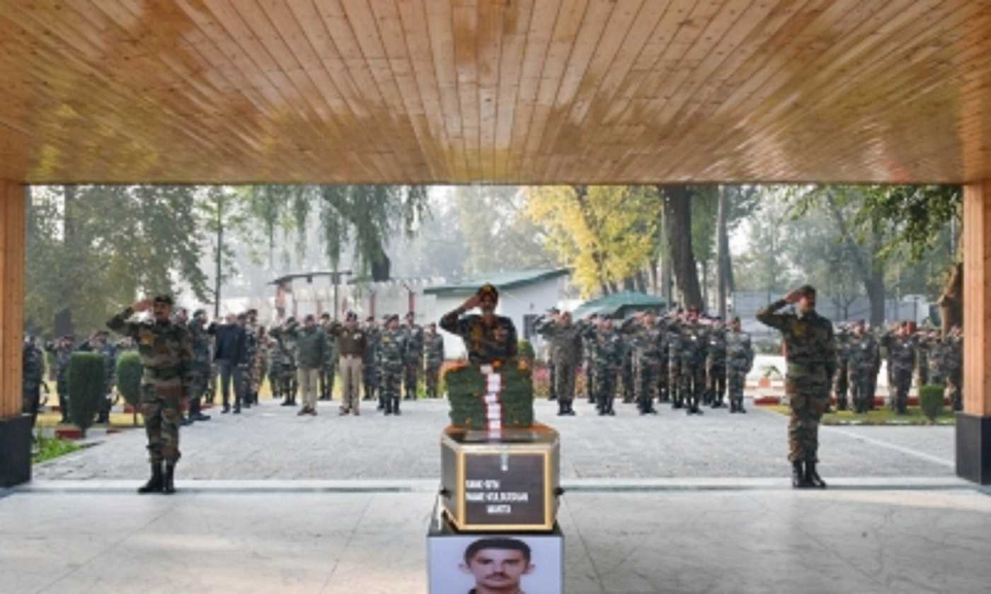 बहादुर राइफलमैन कुलभूषण मानता को सेना ने दी श्रद्धांजलि बहादुर राइफलमैन कुलभूषण मानता को सेना ने दी श्रद्धांजलि