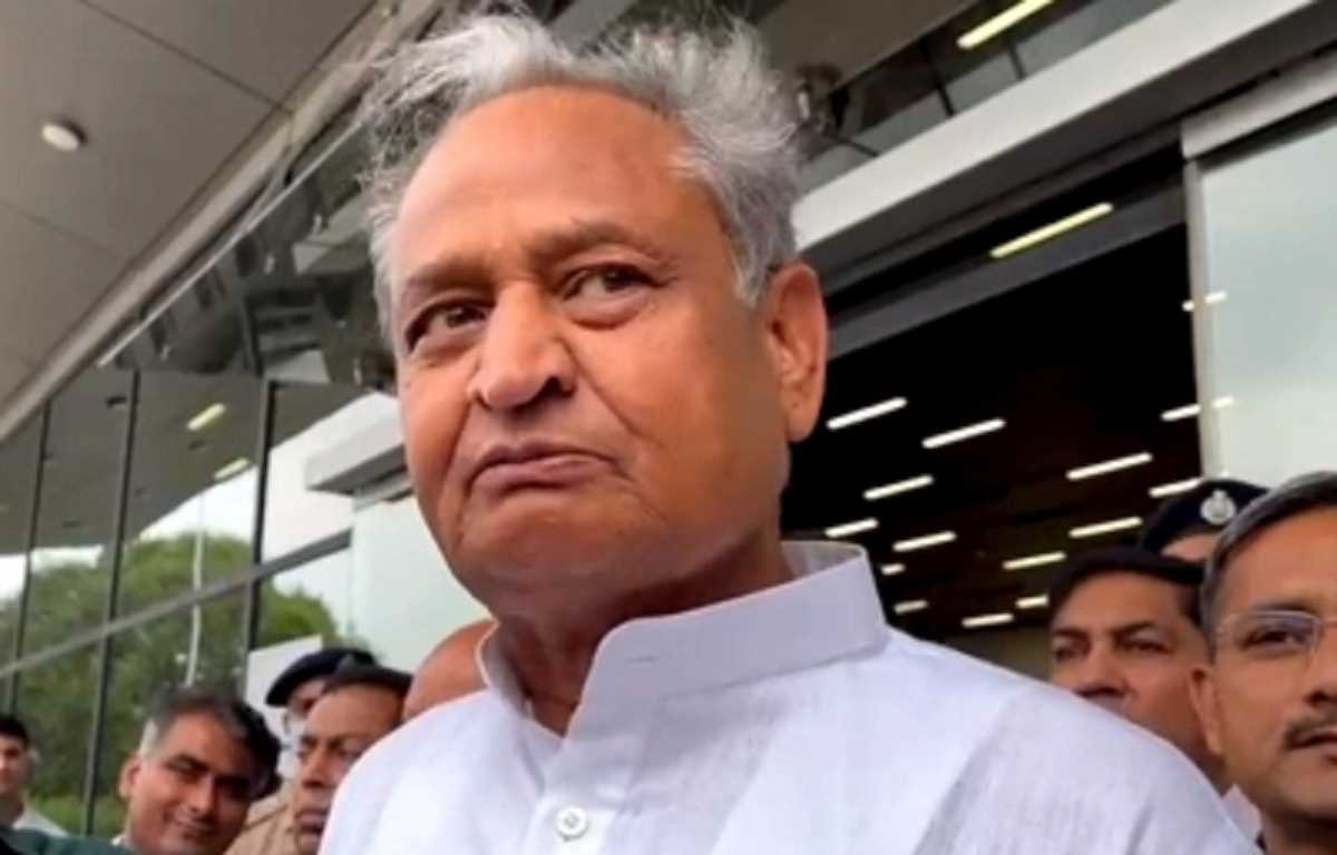 अगर पार्टी चाहती है तो कांग्रेस अध्यक्ष पद के लिए लड़ूंगा : गहलोत