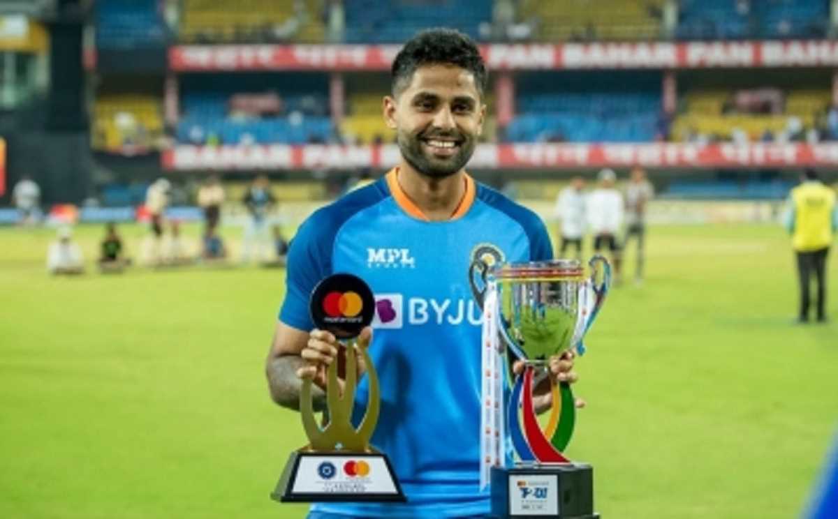 टी20 रैंकिंग : नंबर वन बल्लेबाज मोहम्मद रिजवान के और करीब पहुंचे सूर्यकुमार