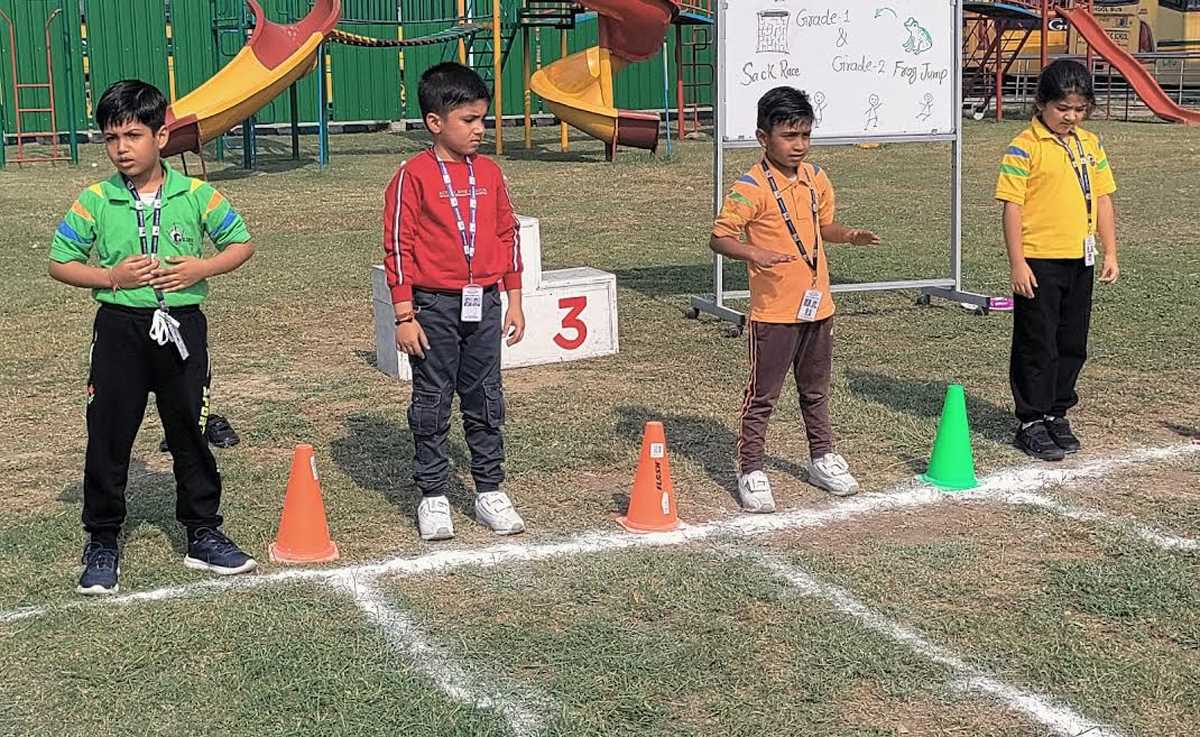 अंतर सदनीय एथलेटिक्स फेस्ट में बच्चों ने बढ़चढ़ कर लिया हिस्सा