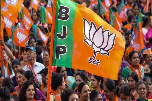 सैम पित्रोदा के बयान पर मचा सियासी घमासान, भाजपा नेता बोले- नहीं है उनको संस्कृति की जानकारी सैम पित्रोदा के बयान पर मचा सियासी घमासान, भाजपा नेता बोले- नहीं है उनको संस्कृति की जानकारी