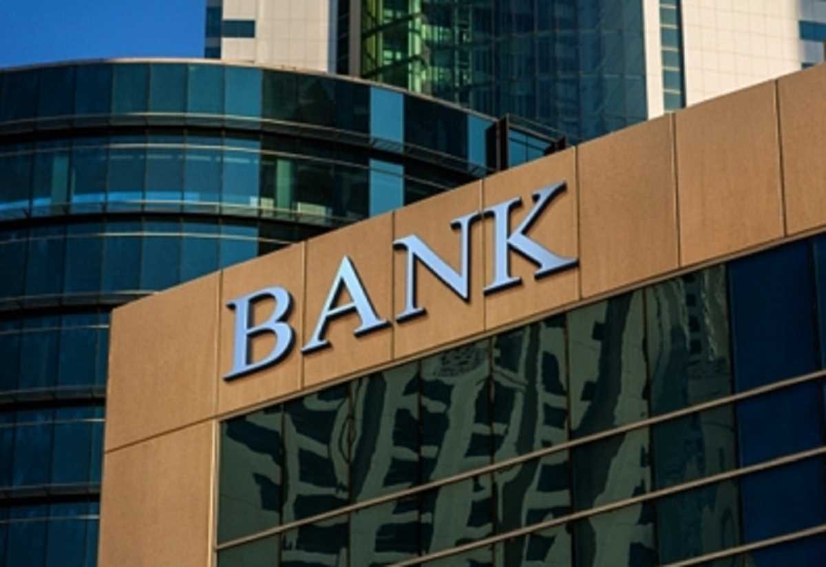 अमेरिकी बैंक फर्स्ट रिपब्लिक के शेयरों में 46 प्रतिशत से ज्यादा की गिरावट