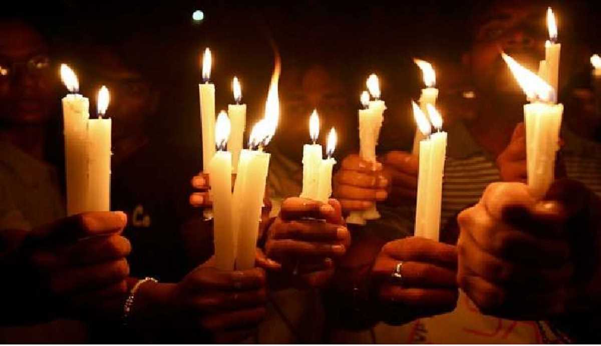 मणिपुर हिंसा को लेकर युवा कांग्रेस ने निकाला कैंडल मार्च