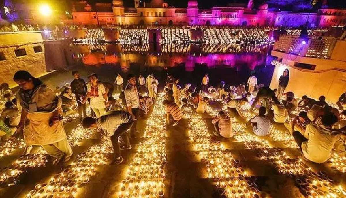 UP पर्यटन विभाग ने होली अयोध्या ऐप से शुरू की दीयों की बुकिंग