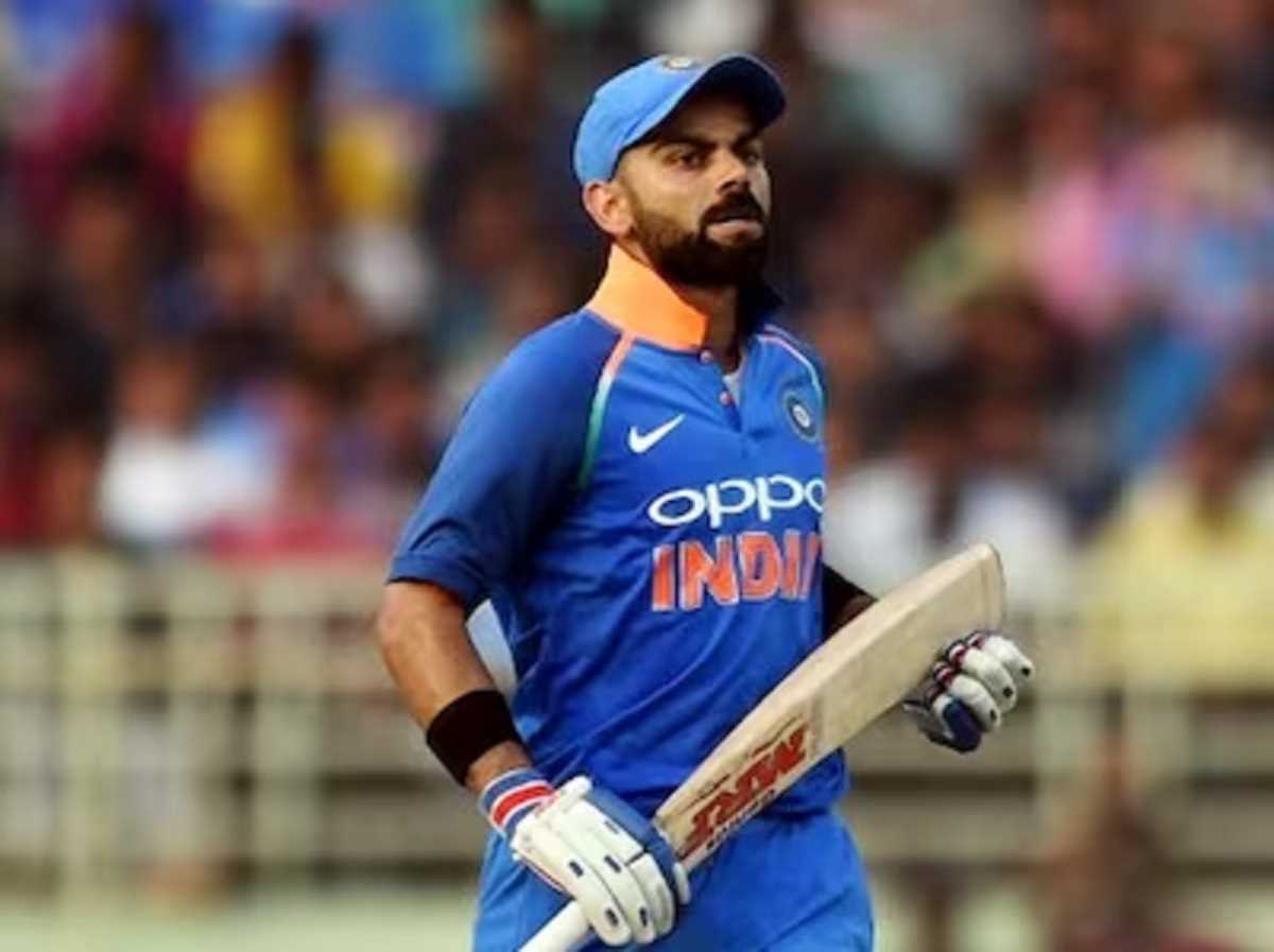 फैंस के दिल फिर टूटे, आउट हुए विराट कोहली फैंस के दिल फिर टूटे, आउट हुए विराट कोहली