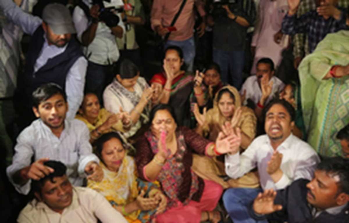 दिल्ली के सीएम अरविंद केजरीवाल गिरफ्तार, जेल से चलाएंगे सरकार