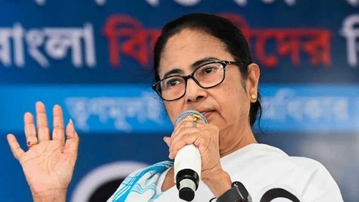 बलात्कारियों को मौत की सजा के लिए विधानसभा में पारित करेंगे विधेयक : ममता बनर्जी