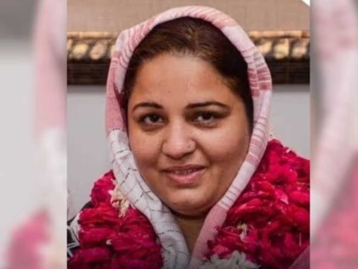 यूपी के कानपुर की सीसामऊ सीट से सपा उम्मीदवार नसीम सोलंकी जीतीं यूपी के कानपुर की सीसामऊ सीट से सपा उम्मीदवार नसीम सोलंकी जीतीं