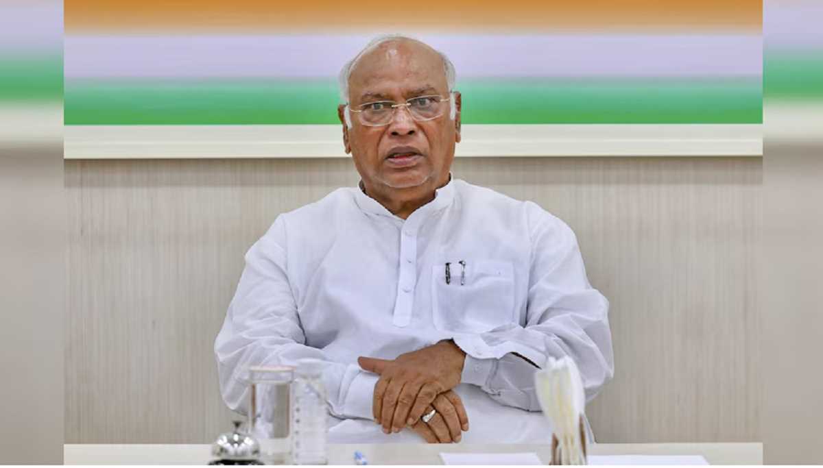 मल्लिकार्जुन खरगे ने नेशनल प्रेस डे पर प्रेस और मीडिया के सदस्यों को दी शुभकामनाएं